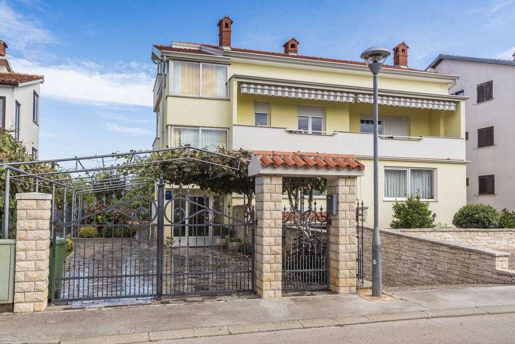 Alto Apartments Umag Exterior foto